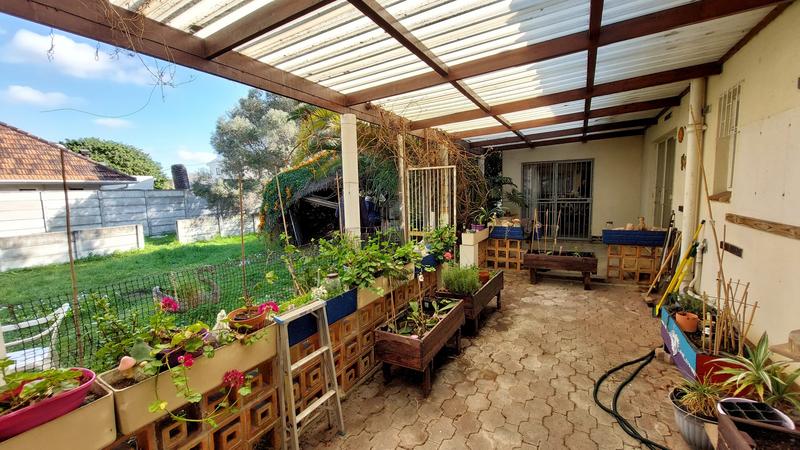 4 Bedroom Property for Sale in Chrismar Western Cape